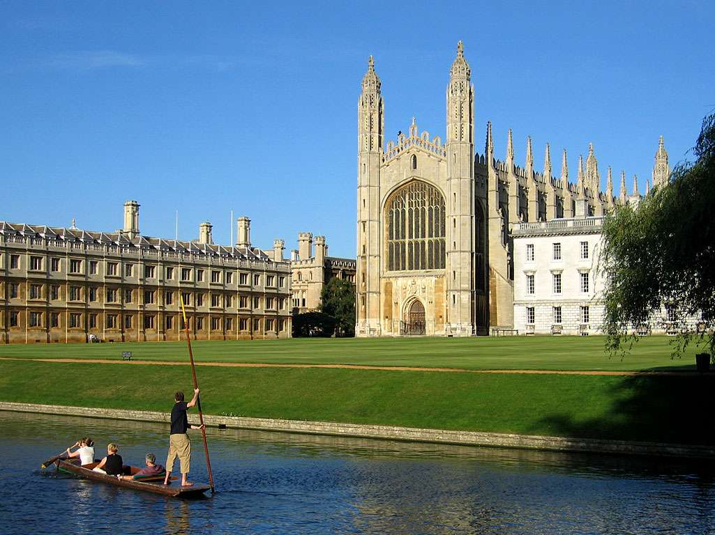 Cambridge King's College Chapel w Anglii puzzle online