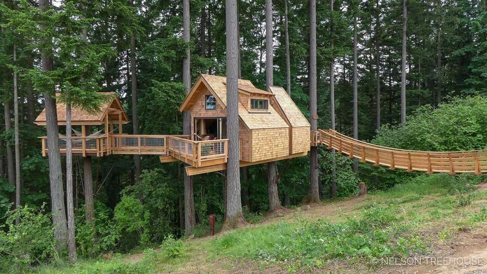 drewniany dom w lesie puzzle online
