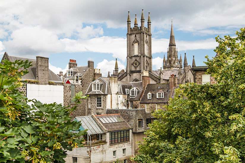 Aberdeen widok na dachy Szkocji puzzle online