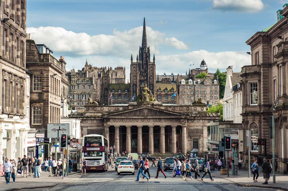 Edinburgh Town Centre Scotland puzzle online