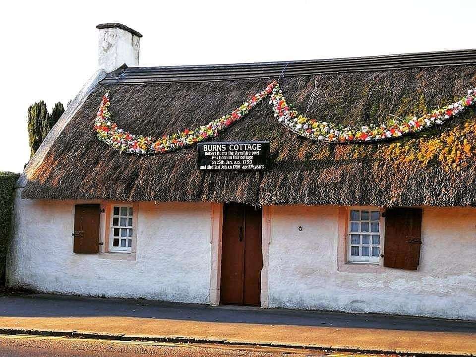 Ayr Robert Burns Birth House Scotland puzzle online