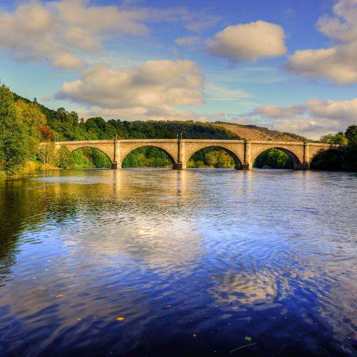Most Perth nad rzeką Tay w Szkocji puzzle online