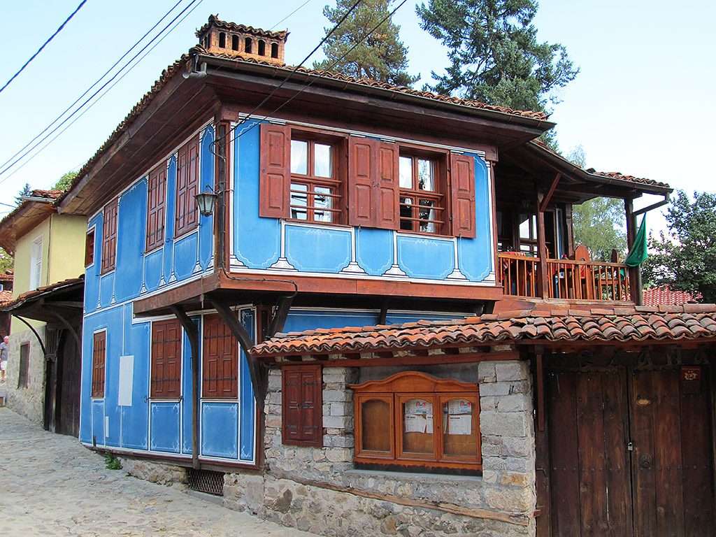 bułgarski niebieski dom puzzle online