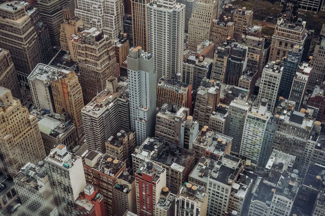 zdjęcie lotnicze budynków puzzle online
