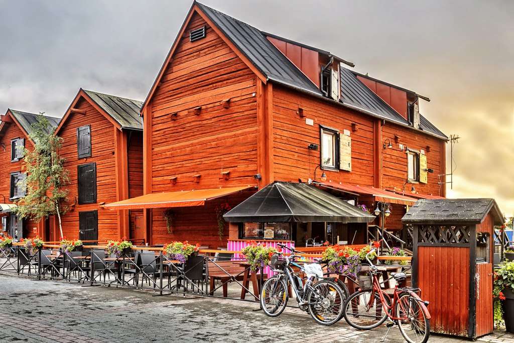 Drewniane domy Oulu w Finlandii puzzle online