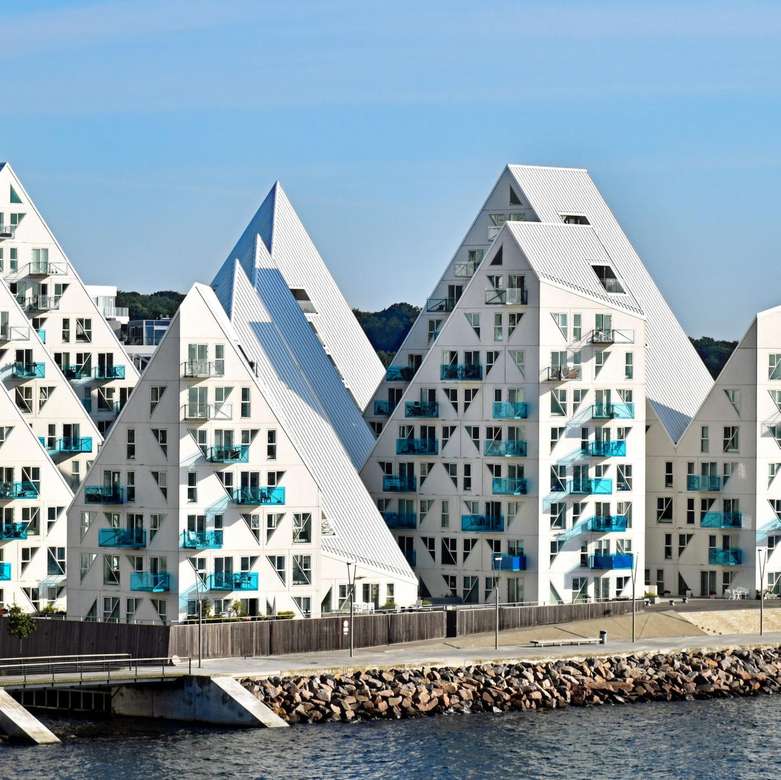 Miasto Aarhus w Danii Nowoczesny kompleks mieszkaniowy puzzle online
