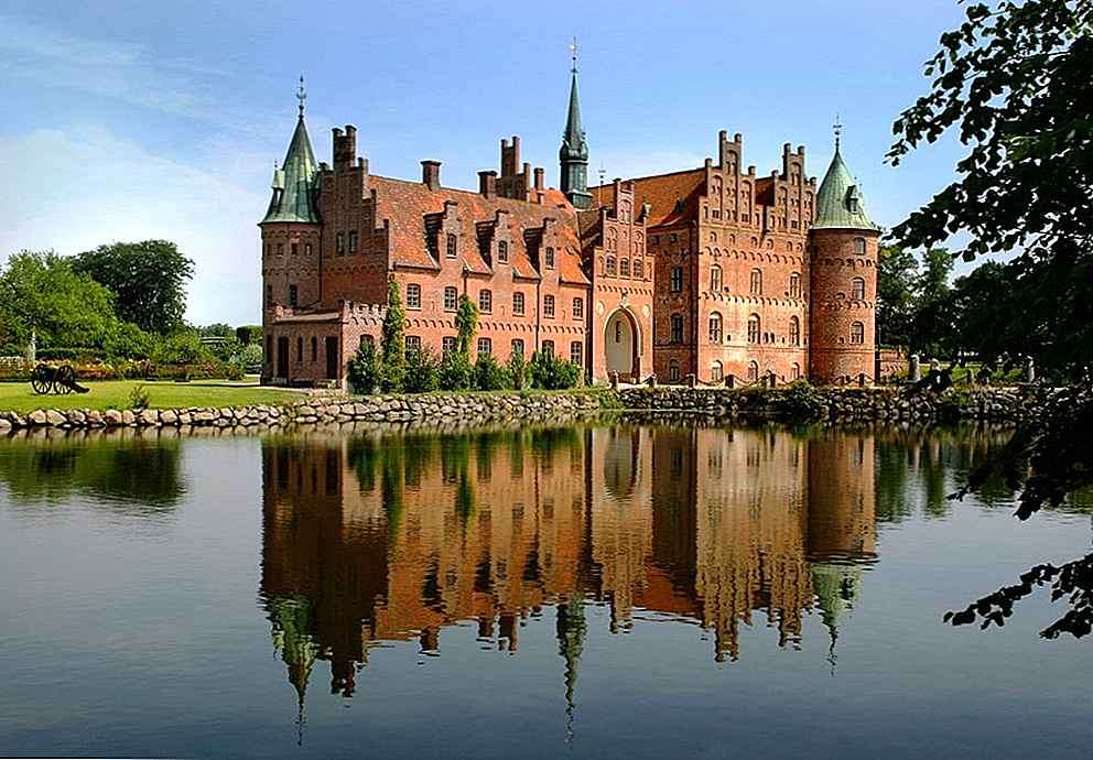 Zamek Odense w Danii puzzle online