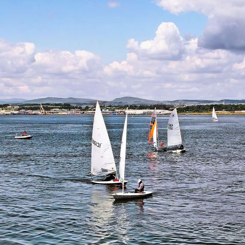 Jachty na rzece Forth w Szkocji

Szkocja puzzle online