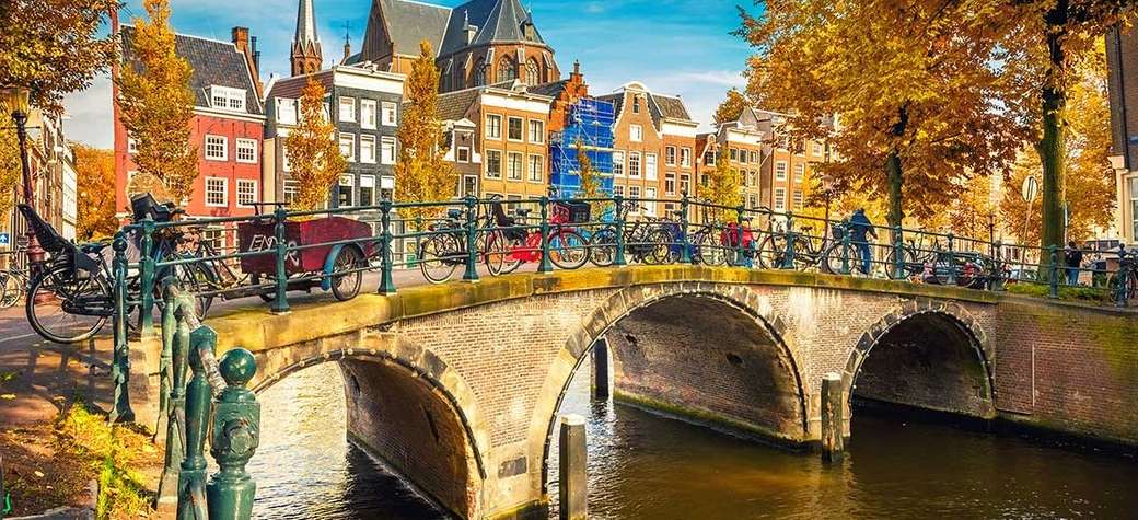 Amsterdam Bridge Holandia puzzle online