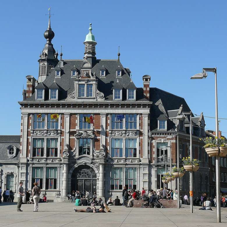 Namur historyczny budynek Belgia puzzle online