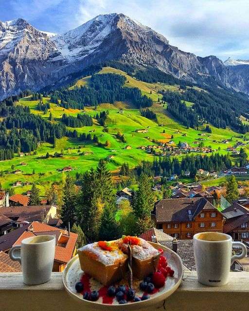 śniadanie w adelboden w szwajcarii puzzle online