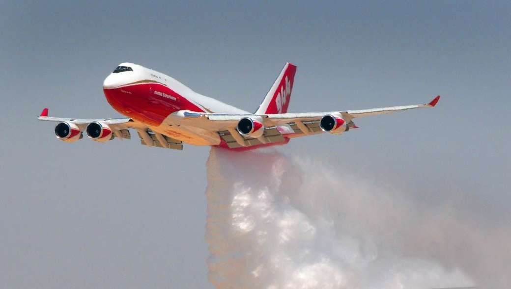 747 strażak ............. puzzle online
