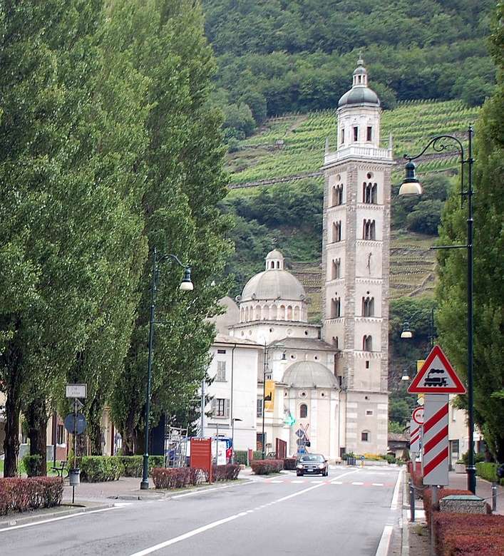 Tirano Lombardia na granicy ze Szwajcarią puzzle online
