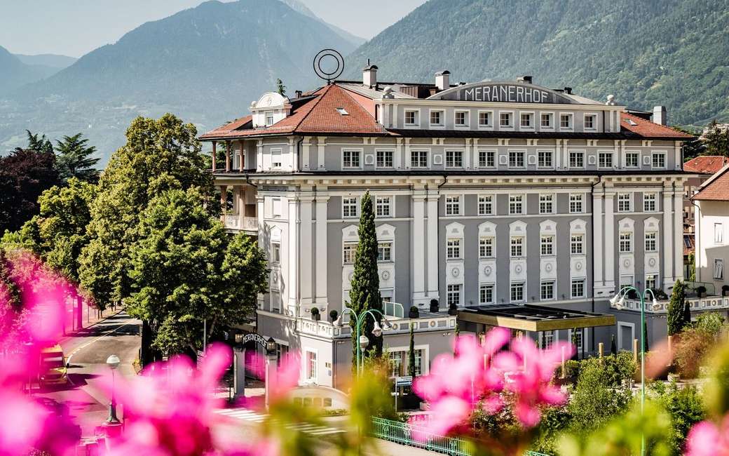 Miasto Meran w Południowym Tyrolu puzzle online