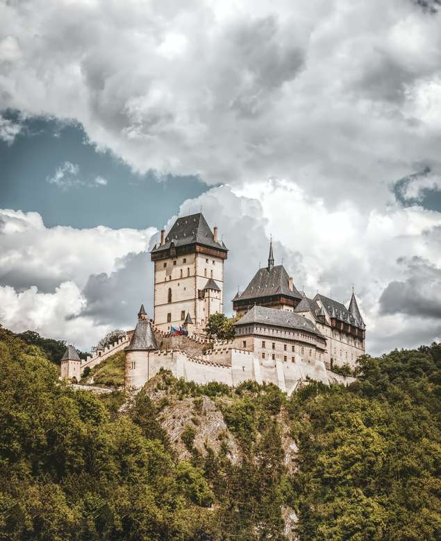 Karlstejn castle puzzle online