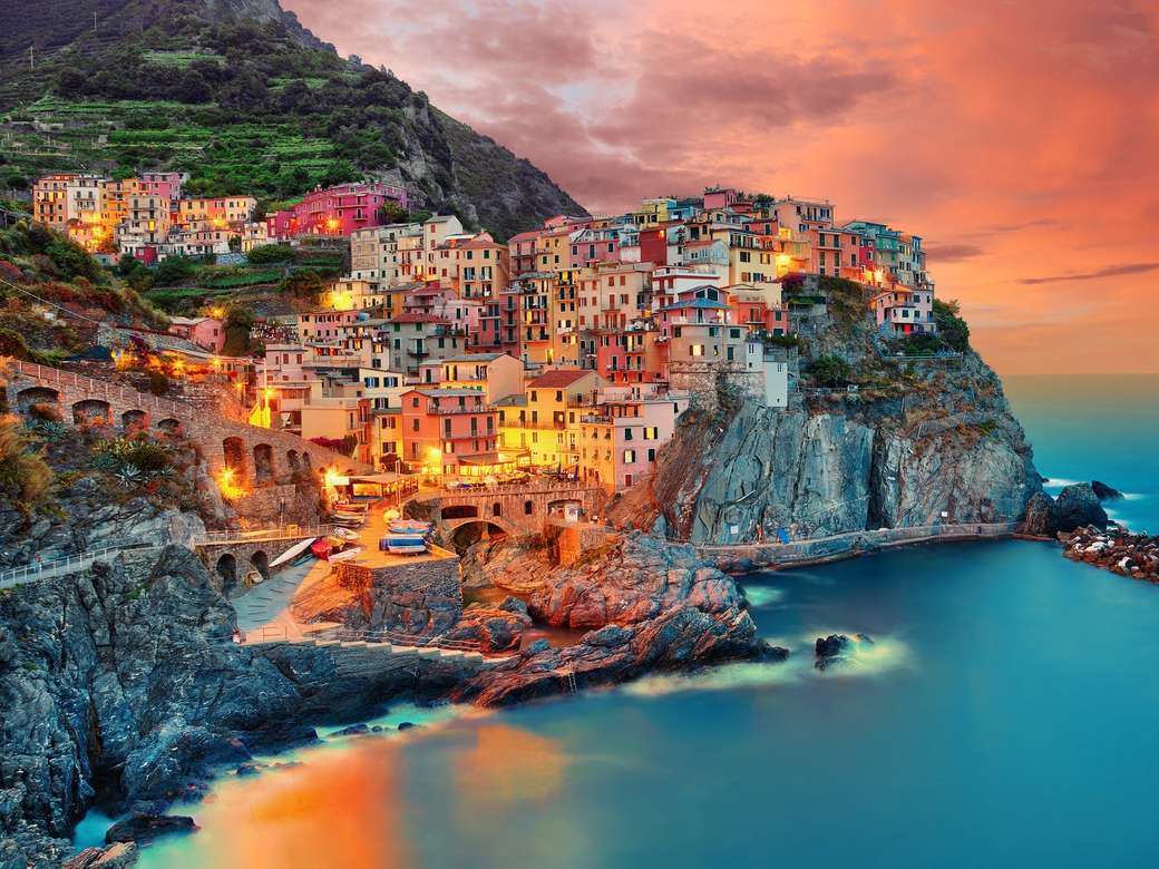 Manarola Riomaggiore nocą Liguria Włochy puzzle online