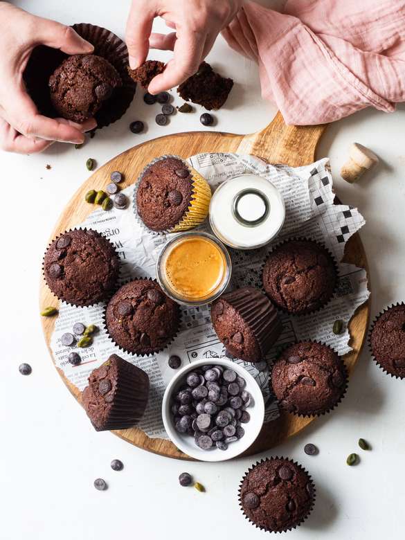 Chocolate muffins puzzle online