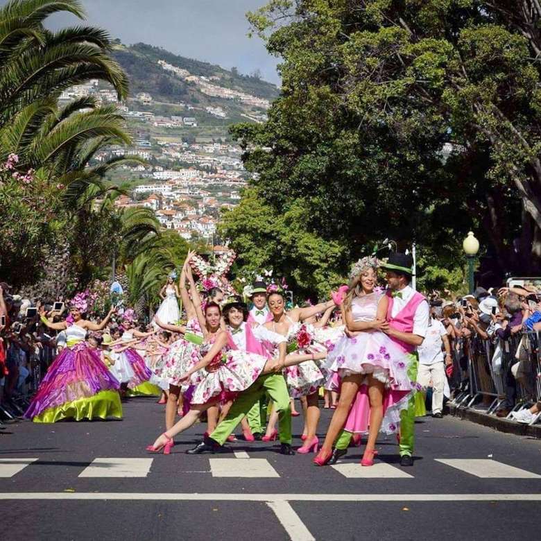 Parada w portugalii na maderze puzzle online