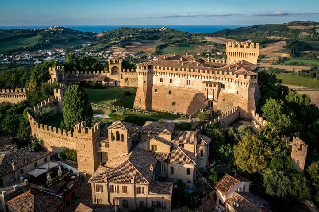 Castello di Gradara Marche, Włochy puzzle online
