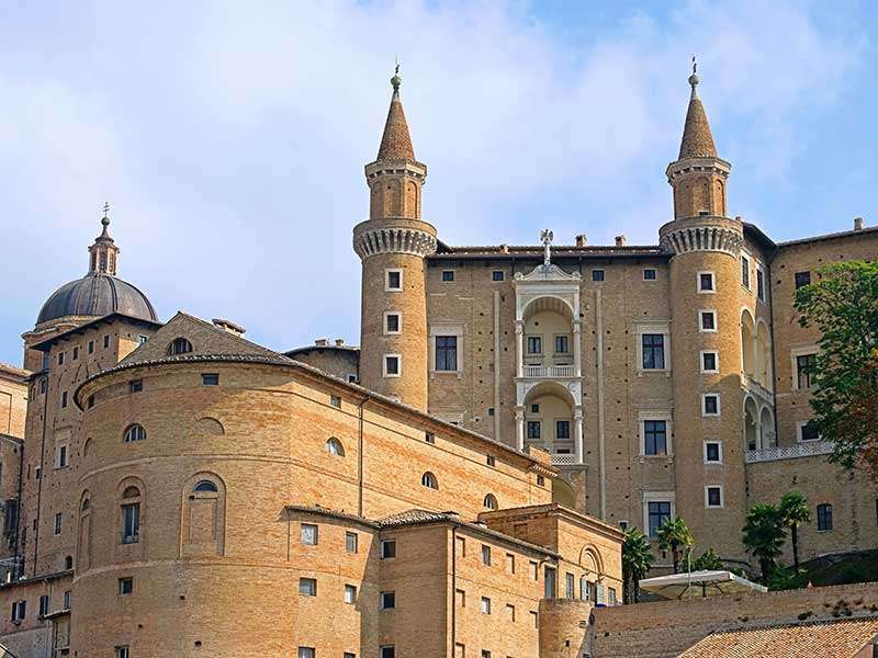 Urbino Palazzo Ducale w Marche we Włoszech puzzle online