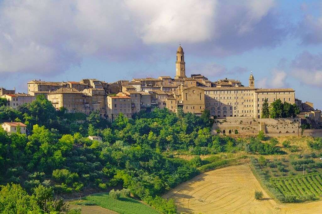 Region Grottazzolina w Marche we Włoszech puzzle online