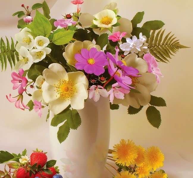 Flores de colores en un jarrón rompecabezas