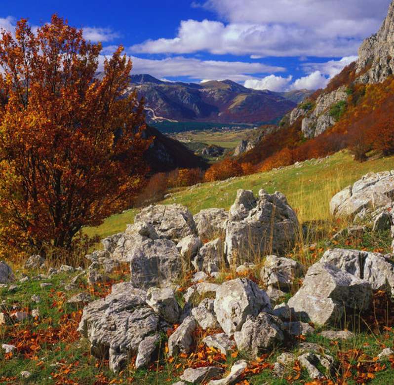 Abruzzo landscape in autumn Italy puzzle