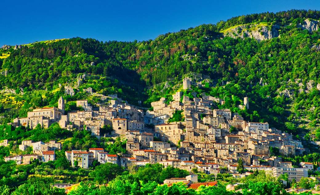 Region Borgando w Molise we Włoszech puzzle online