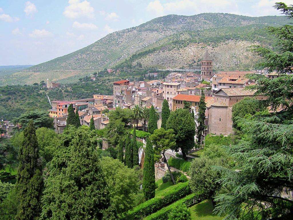 Region Tivoli w Lazio we Włoszech puzzle online