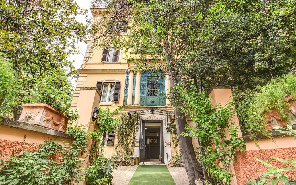Hotel ogrodowy w Rzymie puzzle online