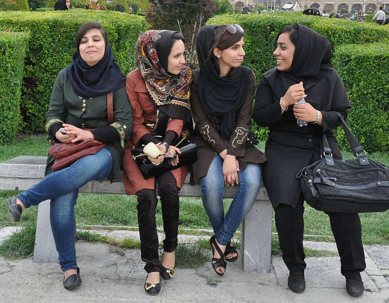 kobiety iranu puzzle online