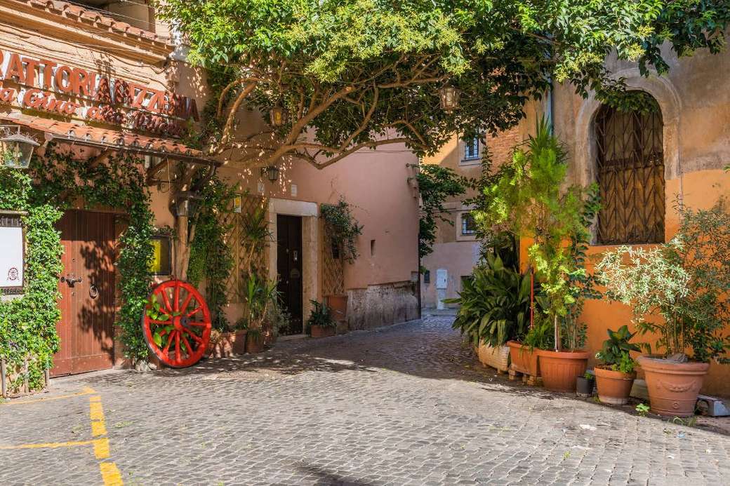 Piękna aleja na starym mieście w Rzymie puzzle online