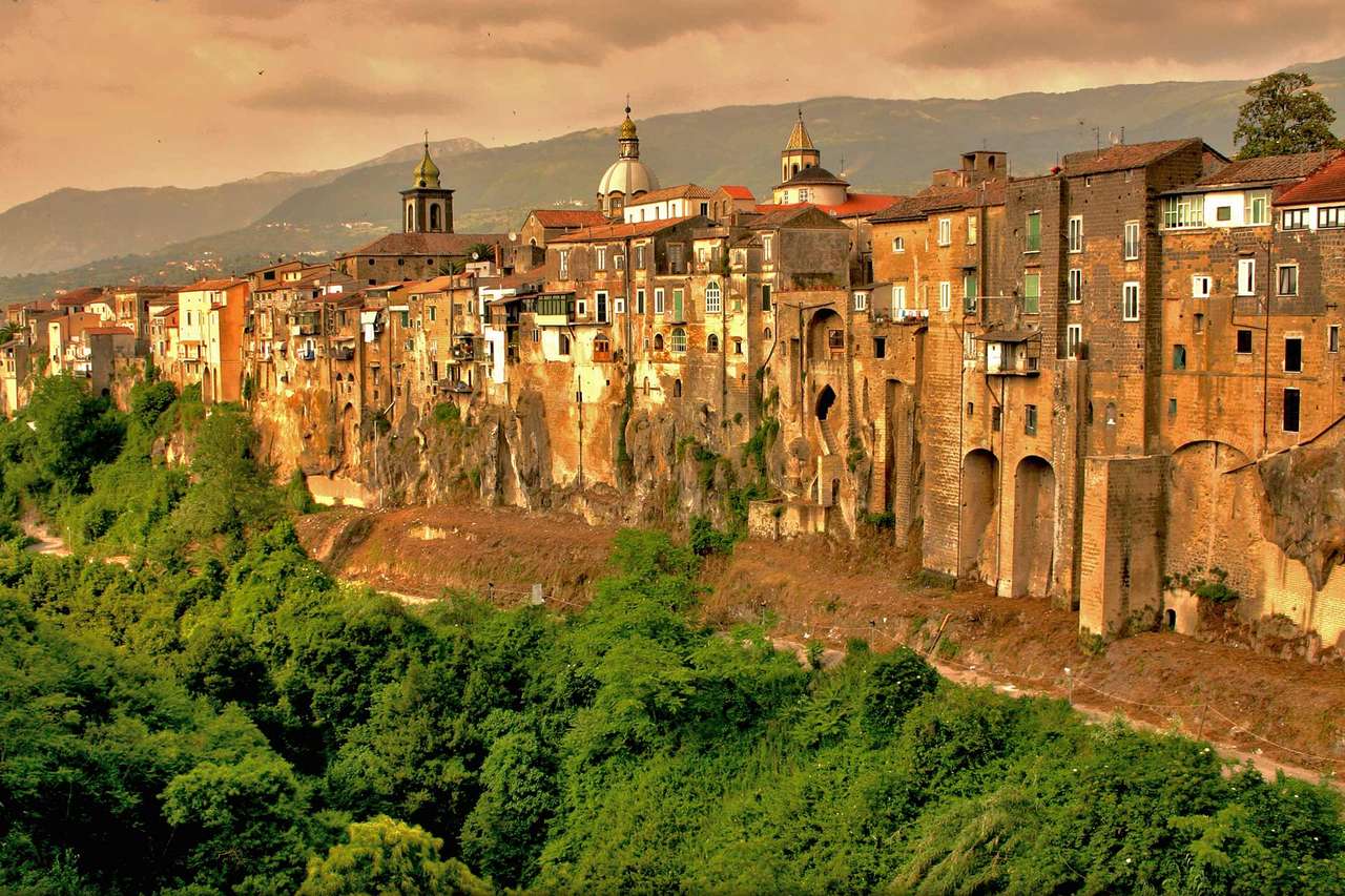 Region Benevento w Kampanii we Włoszech puzzle online
