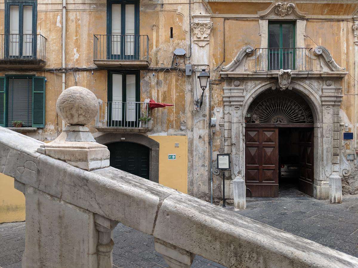 Region starego miasta Salerno w Kampanii we Włoszech puzzle online