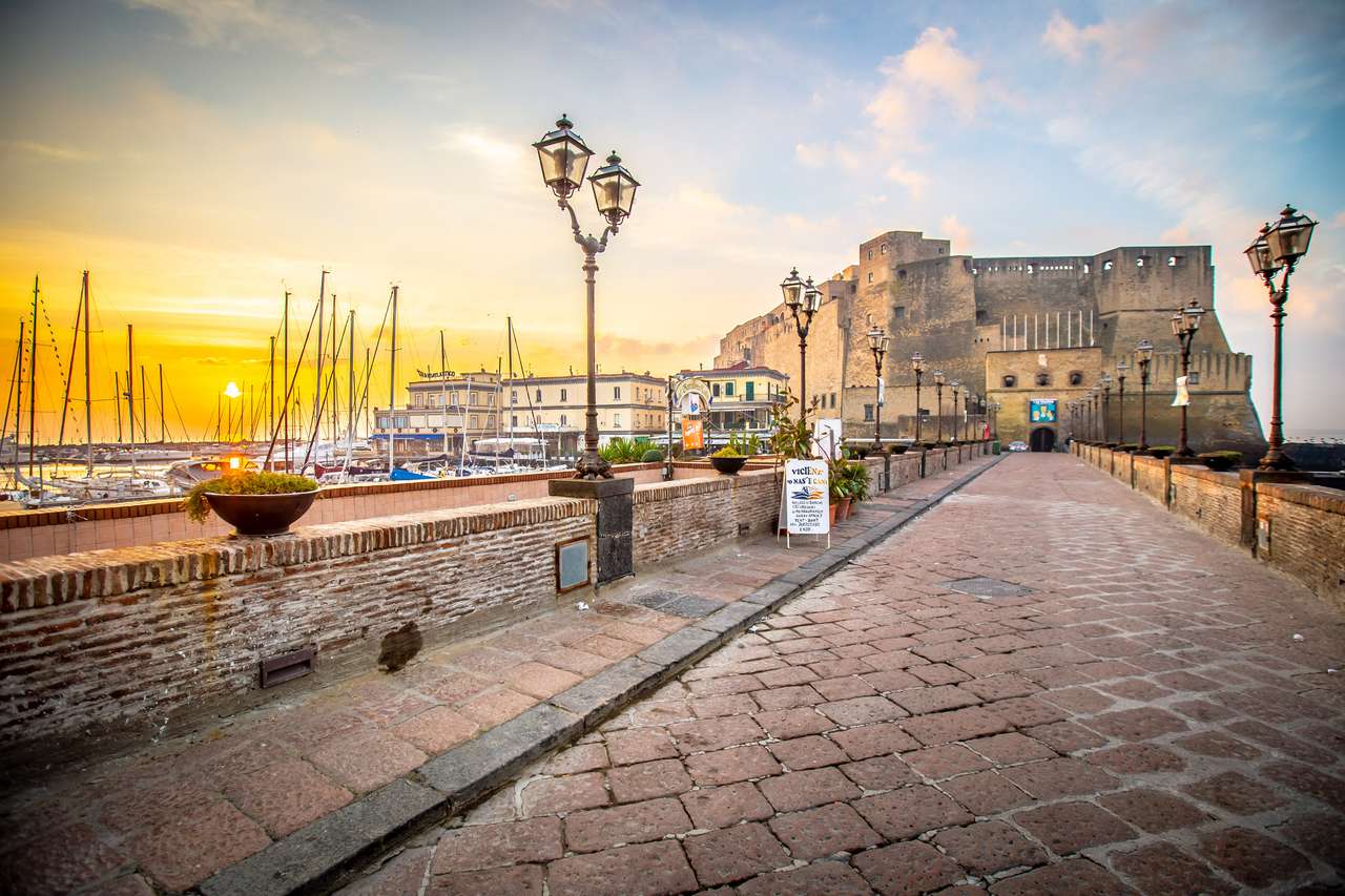 Neapol Castel Dell Ovo Region Kampania Włochy puzzle online