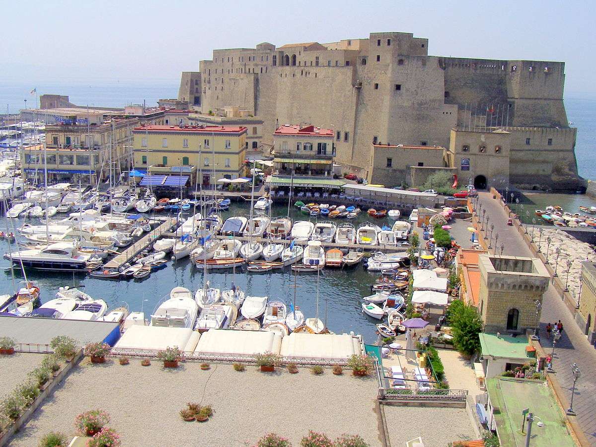 Neapol Castel Dell Ovo Region Kampania Włochy puzzle online