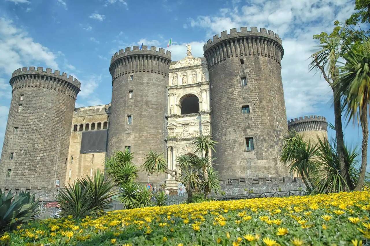 Neapol Castel Nuovo Region Kampania Włochy puzzle online