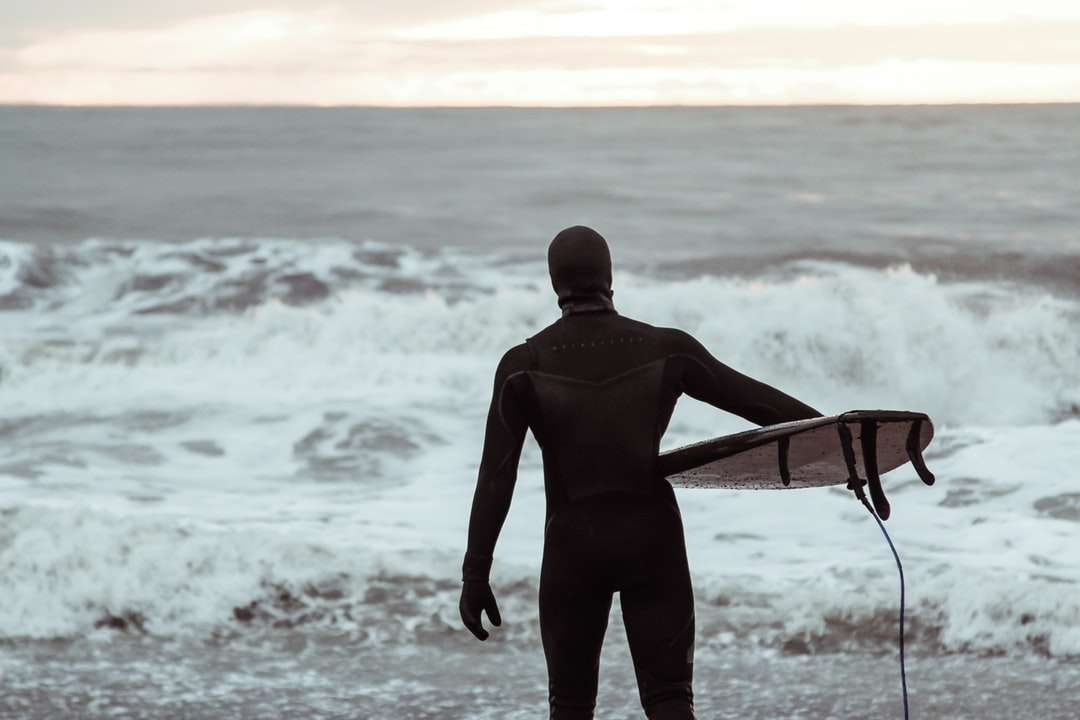 Surfowanie po Morzu Czarnym puzzle online