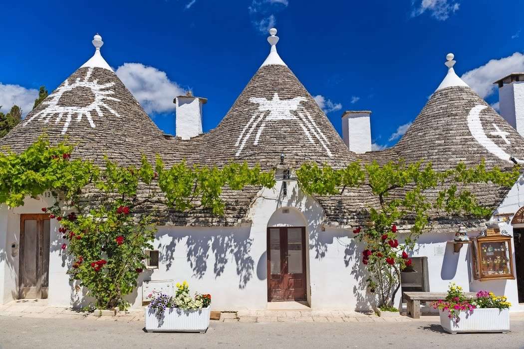 Alberobello Tradycyjne domy trulli w Apulii puzzle online