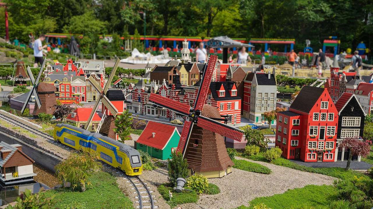 Ośrodek rekreacyjny Legoland w Niemczech puzzle online