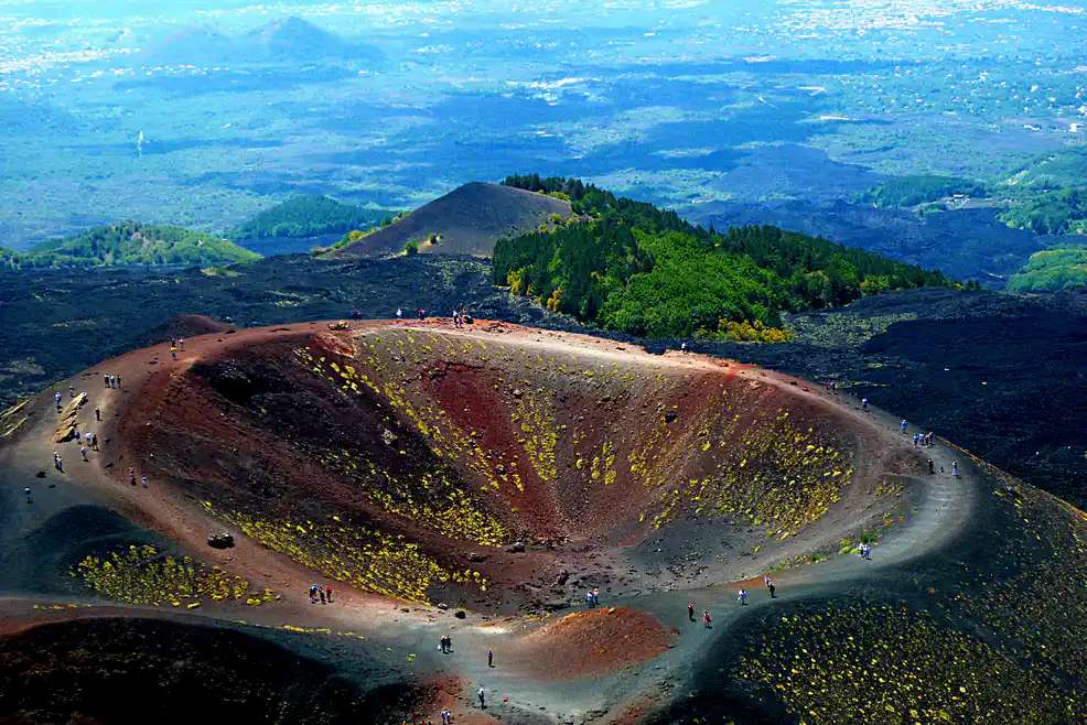 Krater wulkanu Aetna na Sycylii puzzle online