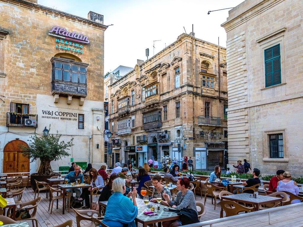 Valetta Piazza Ristorante na Malcie puzzle online