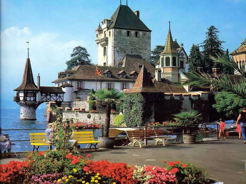 Svájc - Oberhofen kastély kirakós játék