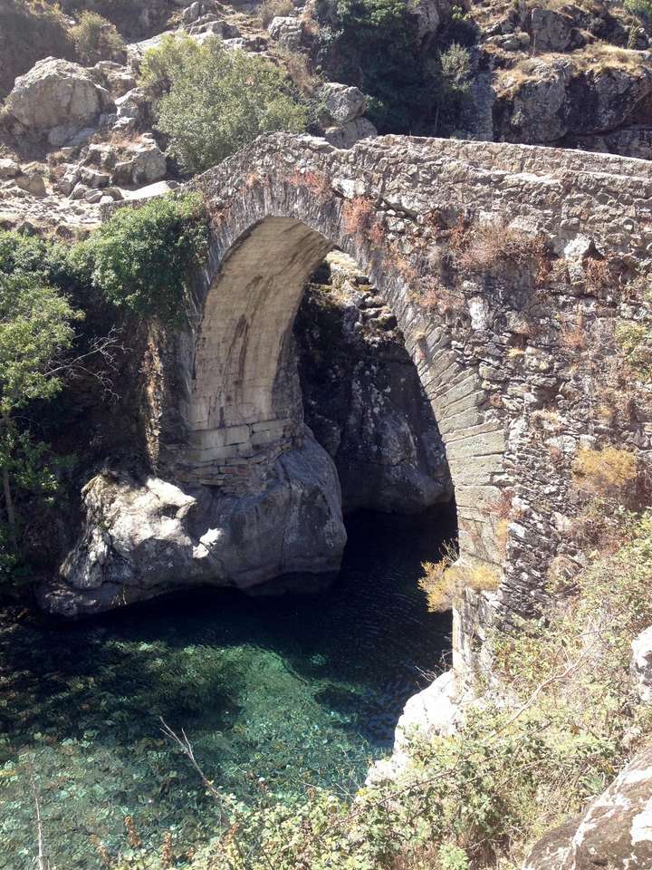 Mosty w Askotal na Korsyce puzzle online