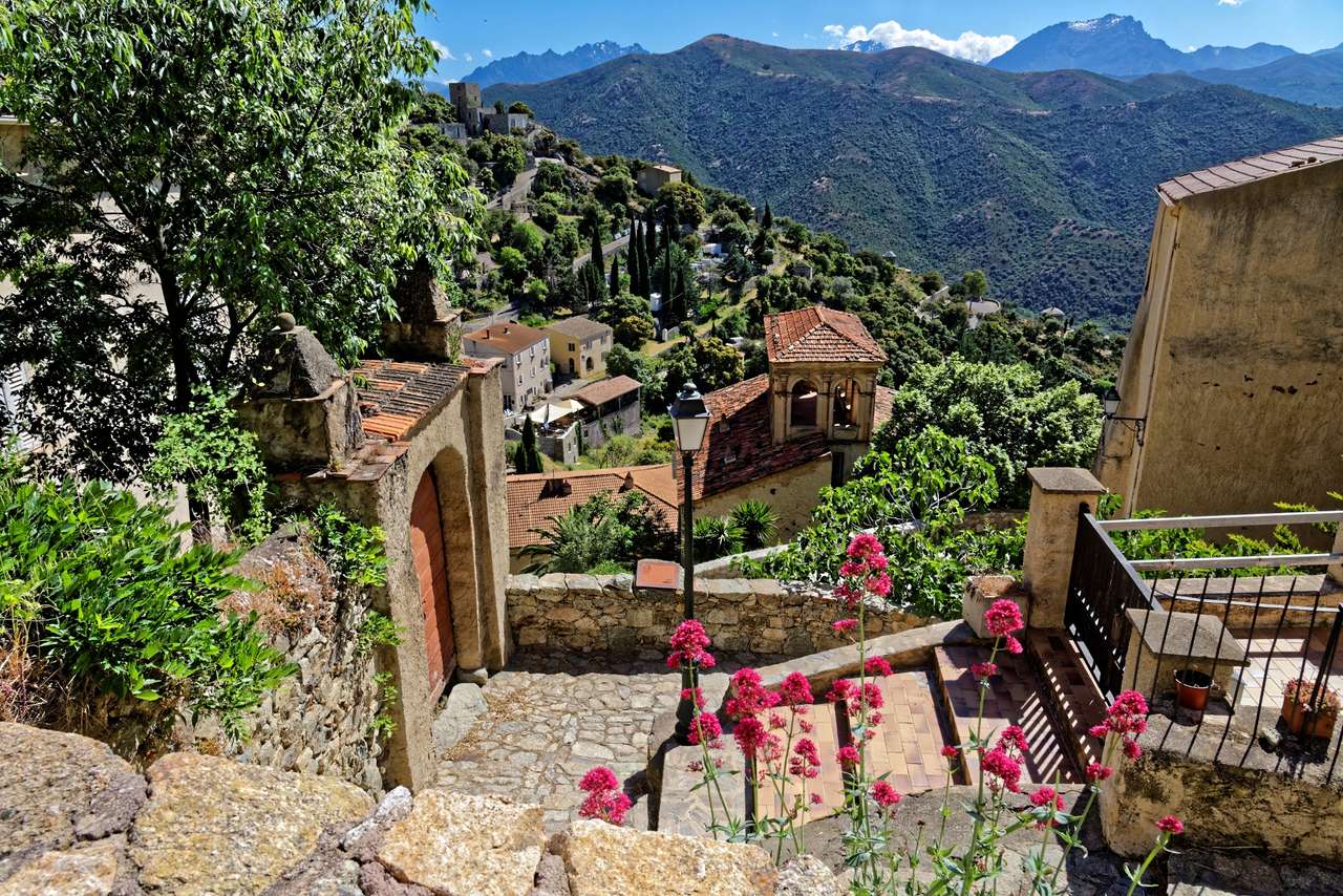 Górska wioska na Korsyce puzzle online