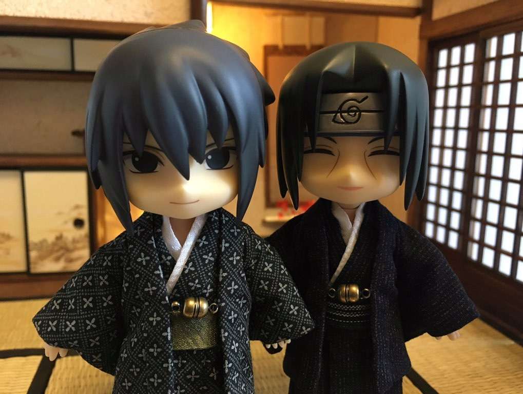 Sasuke i Itachi w kimonie puzzle online