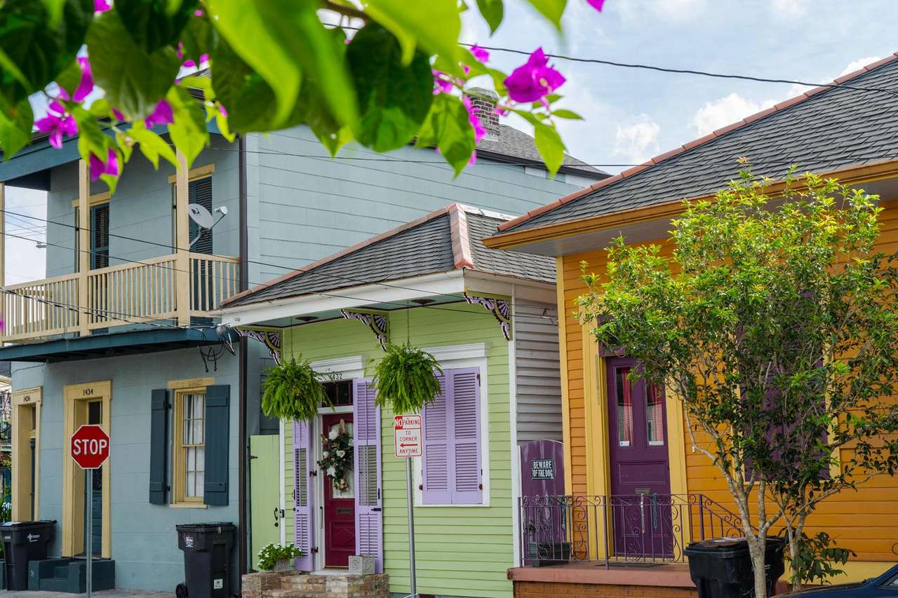 Kolorowe domy w Nowym Orleanie puzzle online