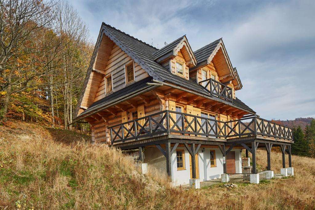 drewniany dom w górach puzzle online