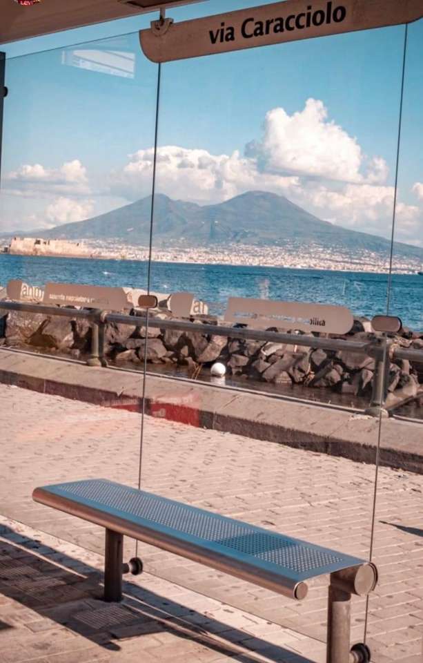 przystanek autobusowy przez Caracciolo Neapol Włochy puzzle online