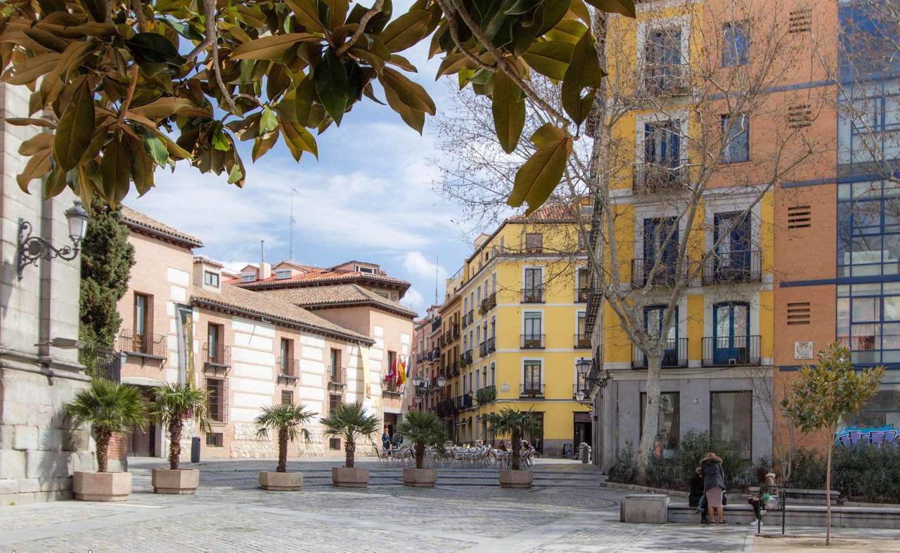 Dzielnica w centrum Madrytu puzzle online